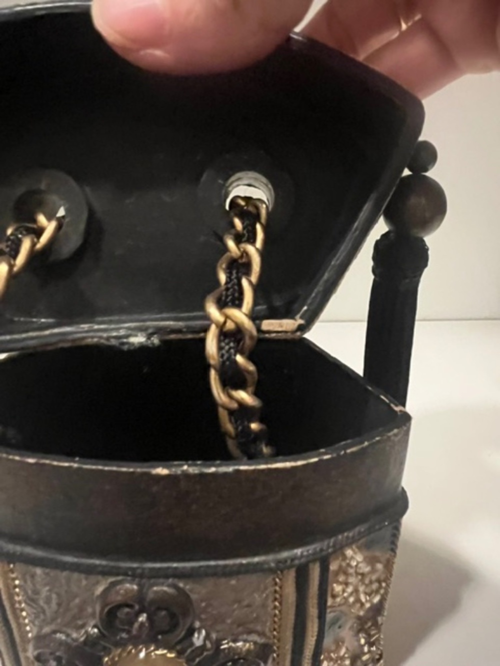 Vtg Mary Frances Beaded Hard Shell Box Bag Lift-Off Lid Renaissance Victorian - Picture 16 of 16